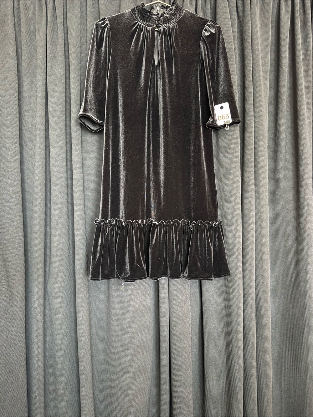 Women's Black Velvet Ruffle-Hem Midi Dress